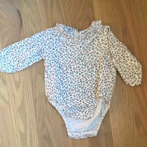 H&M organic cotton floral onesie - 6months